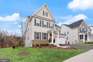 19415 Cothechney Pl, Leesburg, VA 20175 - Photo 4