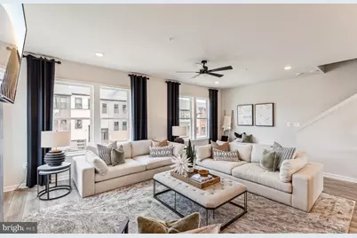 42629 Black Angus Drive, Ashburn, VA 20148 - Photo 8