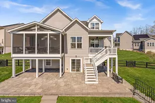 35829 Peninsula Ct, Round Hill, VA 20141 - Photo 8
