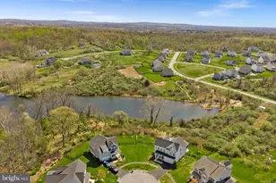 35829 Peninsula Ct, Round Hill, VA 20141 - Photo 20