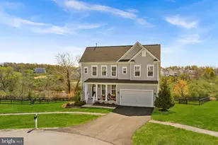 35829 Peninsula Ct, Round Hill, VA 20141 - Photo 4