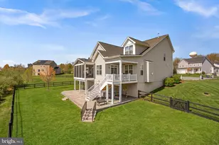35829 Peninsula Ct, Round Hill, VA 20141 - Photo 6