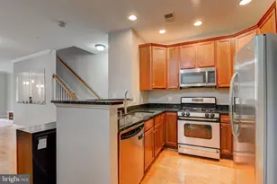 43920 Hickory Corner Terrace, Ashburn, VA 20147 - Photo 10