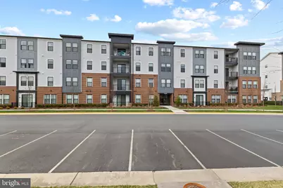 23669 Golden Embers Square #204, Ashburn, VA 20148 - Photo 2