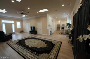 19923 Smith Cir, Ashburn, VA 20147 - Photo 4