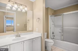 19365 Cypress Ridge Terrace, Leesburg, VA 20176 - Photo 24