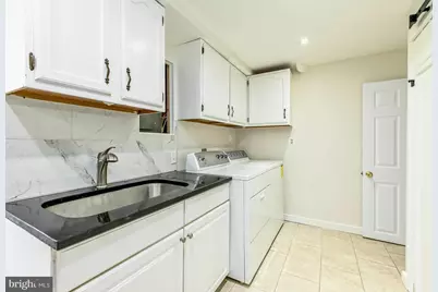 211 Amy Court, Sterling, VA 20164 - Photo 22