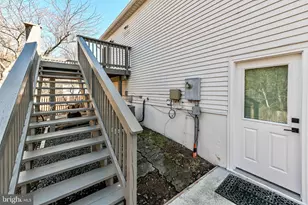 211 Amy Ct, Sterling, VA 20164 - Photo 26