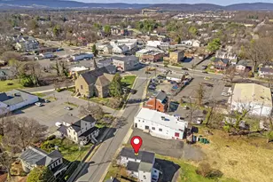 150 S 20th St, Purcellville, VA 20132 - Photo 4