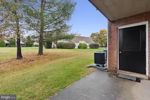1049 Margate Ct, Sterling, VA 20164 - Photo 24