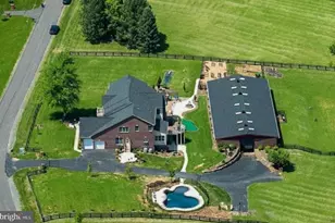 41113 Canongate Dr, Leesburg, VA 20175 - Photo 38