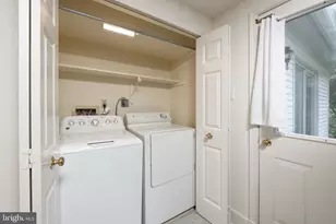 35739 Hayman Ln, Round Hill, VA 20141 - Photo 16