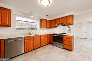 35739 Hayman Ln, Round Hill, VA 20141 - Photo 12