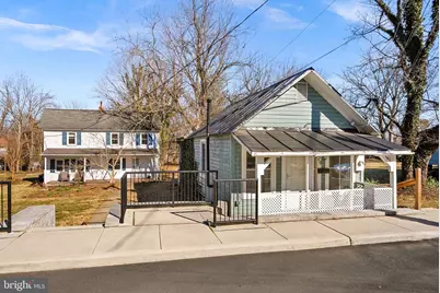 31 Main Street, Round Hill, VA 20141 - Photo 1