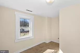 31 Main St, Round Hill, VA 20141 - Photo 18