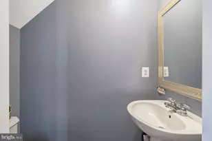 43546 Mink Meadows St, Chantilly, VA 20152 - Photo 8