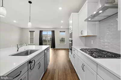 1636 Field Sparrow Terrace NE, Leesburg, VA 20176 - Photo 12