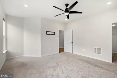 1636 Field Sparrow Terrace NE, Leesburg, VA 20176 - Photo 4