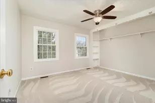 204 Pin Oak Ct, Sterling, VA 20164 - Photo 30