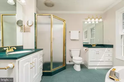 204 Pin Oak Court, Sterling, VA 20164 - Photo 28