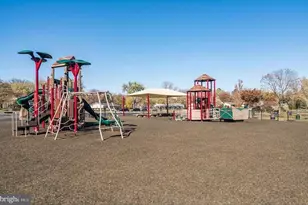 204 Pin Oak Ct, Sterling, VA 20164 - Photo 58