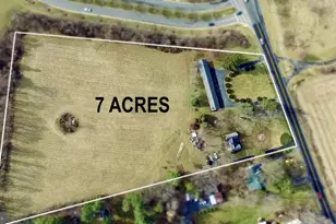 36169 E Loudoun St, Round Hill, VA 20141 - Photo 1