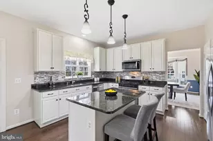 42802 Oatyer Ct, Broadlands, VA 20148 - Photo 8