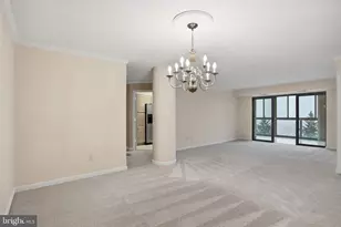 19385 Cypress Ridge Terrace, Leesburg, VA 20176 - Photo 24