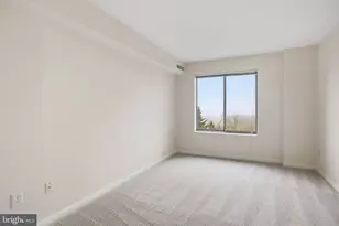 19385 Cypress Ridge Terrace, Leesburg, VA 20176 - Photo 38