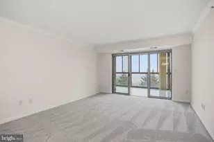 19385 Cypress Ridge Terrace, Leesburg, VA 20176 - Photo 20