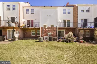 1041 Brixton Ct, Sterling, VA 20164 - Photo 34