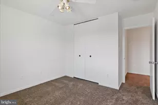 1041 Brixton Ct, Sterling, VA 20164 - Photo 30