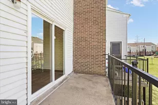 1041 Brixton Ct, Sterling, VA 20164 - Photo 16