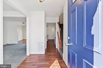 1041 Brixton Court, Sterling, VA 20164 - Photo 6