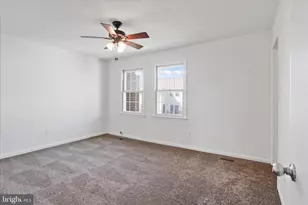 1041 Brixton Ct, Sterling, VA 20164 - Photo 22