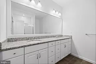 23276 Southdown Manor Terrace, Ashburn, VA 20148 - Photo 24