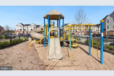 23276 Southdown Manor Terrace #115, Ashburn, VA 20148 - Photo 32