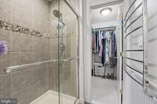 10172 Yorktown Way, Great Falls, VA 22066 - Photo 22