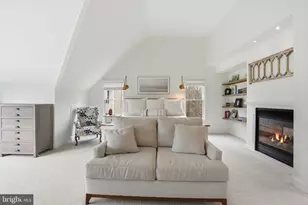 10172 Yorktown Way, Great Falls, VA 22066 - Photo 16