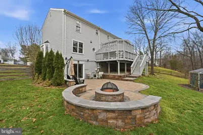 10172 Yorktown Way, Great Falls, VA 22066 - Photo 38