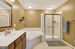 19277 Harlow Square, Leesburg, VA 20176 - Photo 36