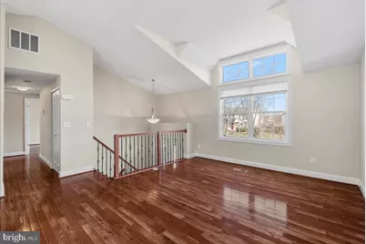 507 Lindsay Court, Sterling, VA 20164 - Photo 4