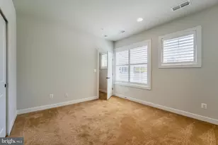 23716 September Sun Square, Ashburn, VA 20148 - Photo 32