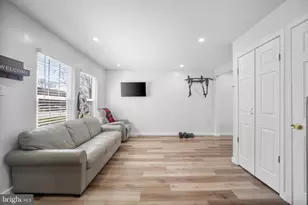 133 N Baylor Dr, Sterling, VA 20164 - Photo 6