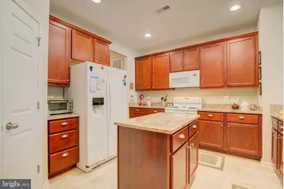 17655 Cleveland Park Drive, Round Hill, VA 20141 - Photo 4