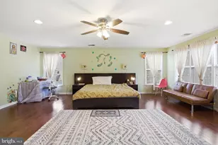 22471 Pine Ridge Ct, Ashburn, VA 20148 - Photo 8