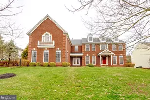 22471 Pine Ridge Ct, Ashburn, VA 20148 - Photo 2