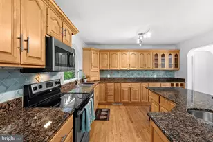 19347 Hundred Acres Ln, Leesburg, VA 20175 - Photo 6