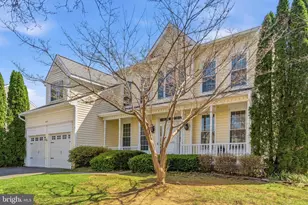 17196 Magic Mountain Dr, Round Hill, VA 20141 - Photo 4