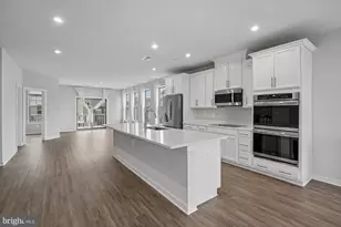 2204 Abboccato Terrace SE, Leesburg, VA 20175 - Photo 12